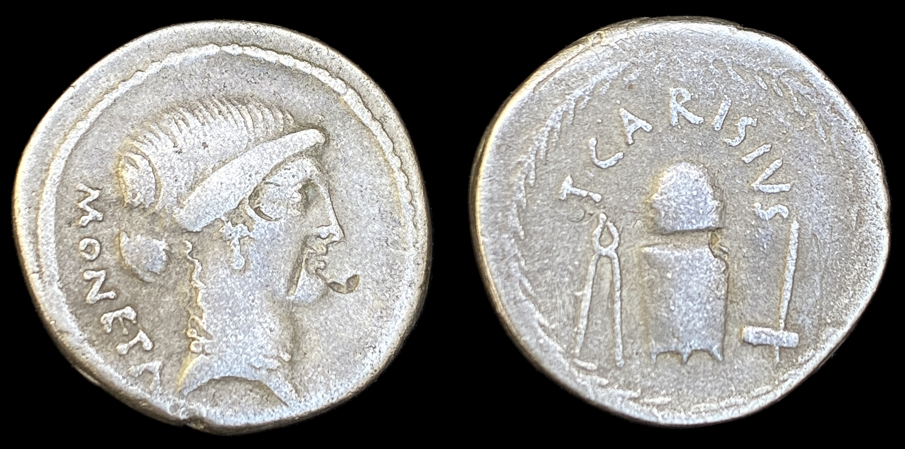 Denarius of T. Carisius